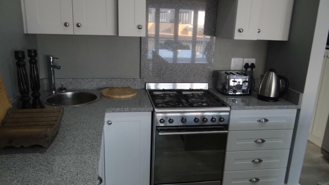 Waterside Living Can05 Jeffreys Bay Esterno foto