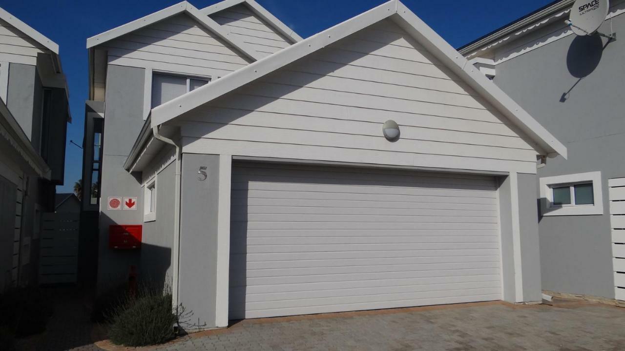 Waterside Living Can05 Jeffreys Bay Esterno foto