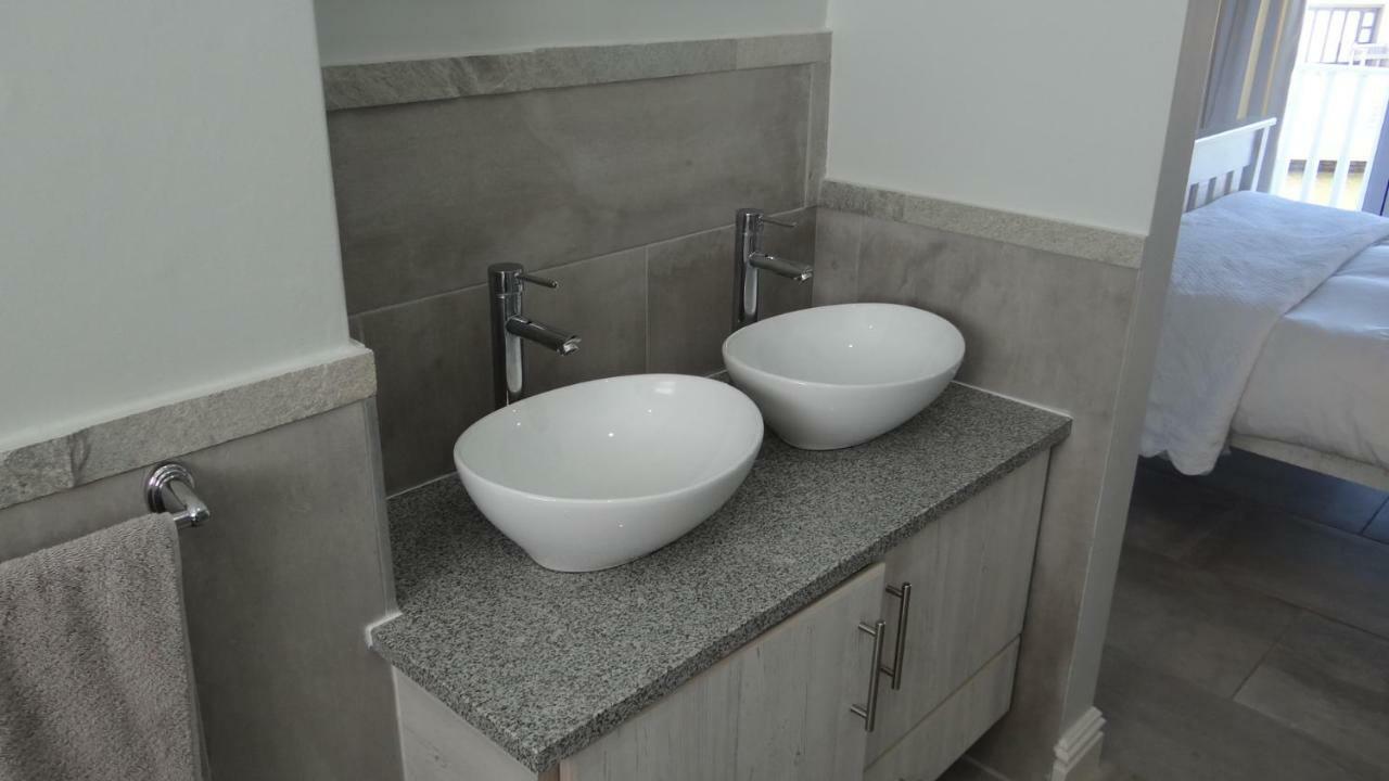 Waterside Living Can05 Jeffreys Bay Esterno foto